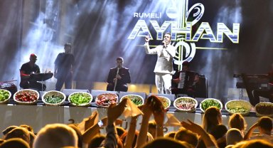 Bursa Yenişehir'de Balkan Ezgileri yankılandı