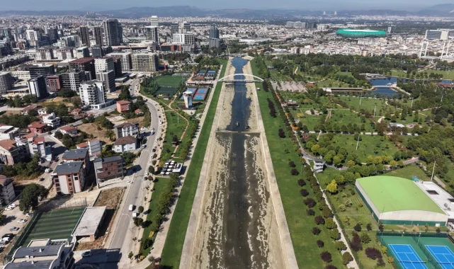 Büyükşehir'den dere temizliği mesaisi