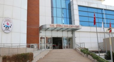 Çiğli'de belediyeden sonra Akvaryum Kafe'ye silahlı saldırı!