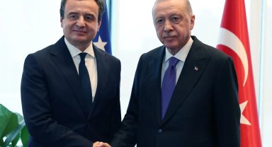 Cumhurbaşkanı Erdoğan, Kosova Başbakanı'nı Türkevi'nde kabul etti
