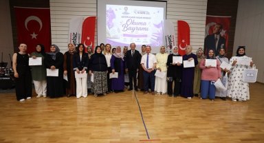 Denizli'de hayatları değişen kadınlar sertifikalarını aldı