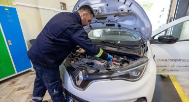 Elektrikli araçta İzmir Büyükşehir modeli