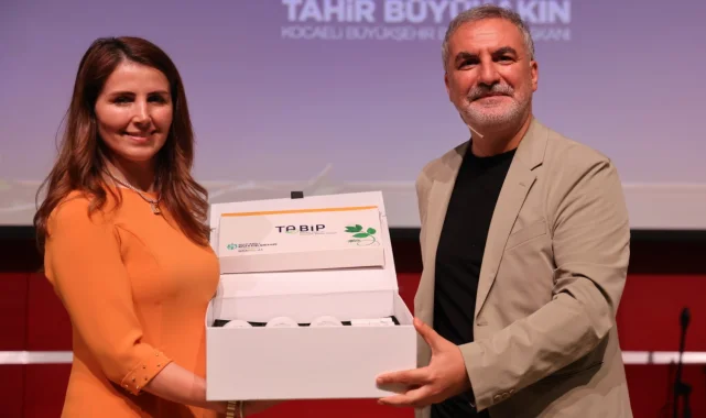 "Gece Açan Çiçekler" Okuyan Şehir'de tahlil edildi