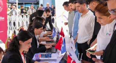 İBB Bölgesel İstihdam Ofisleri'nin işveren ve arayana desteği sürüyor