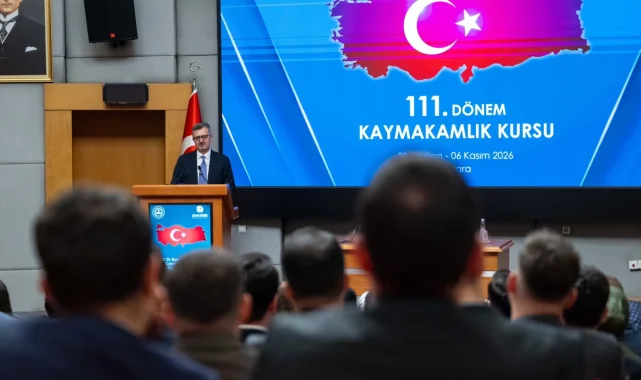 İletişim Başkanı Burhanettin Duran kaymakam adaylarıyla buluştu