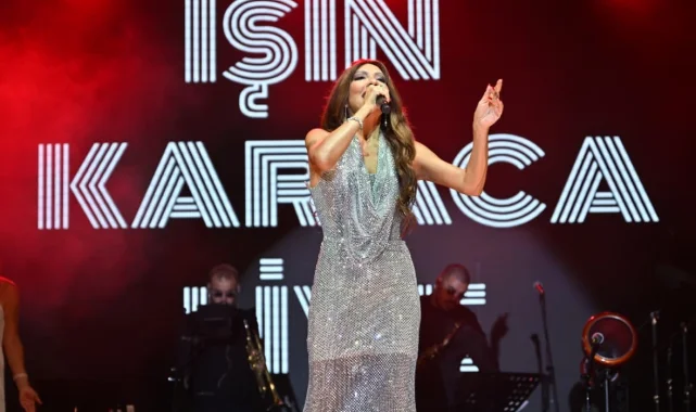 Işın Karaca, Manisa Gördes'in kurtuluş coşkusuna ortak oldu