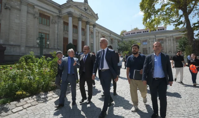 İstanbul Arkeoloji'de kapsamlı restorasyon sürüyor... Çinili Köşk'te 54 bin çiniye müdahale