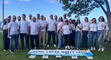 İstanbul ve Sapanca'da 61 gönüllü 7 bin adet izmarit topladı