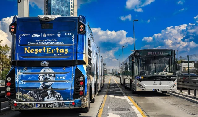 İstanbul yollarında Neşet Ertaş'a saygı