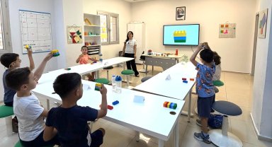 İzmir Bornova'da 6 tuğla ile hayaller gerçeğe dönüştü