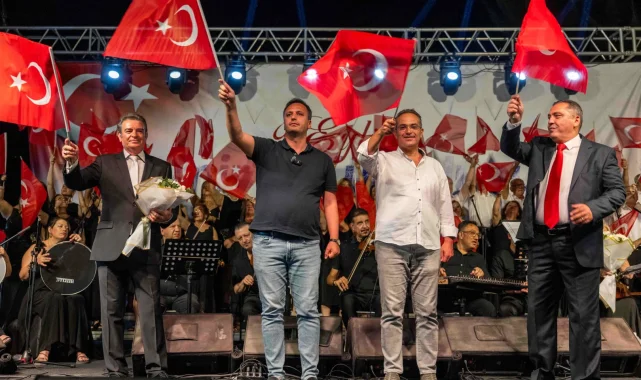 İzmir Bornova'da 9 Eylül coşkusu