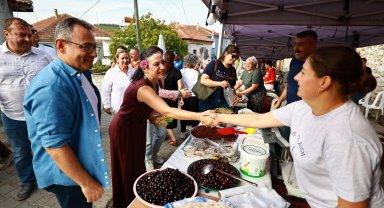 İzmir Efes Selçuk'ta Osmancık Üzüm Şenliği coşkuyla kutlandı