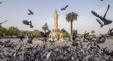 İzmir Saat Kulesi 125 yıldır zamana tanıklık ediyor