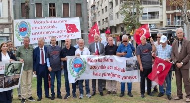 İzmir'de 205 yıllık acı için tek ses oldular