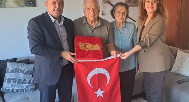 İzmit'ten Gölcük'te yaşayan Kıbrıs Gazilerine ziyaret