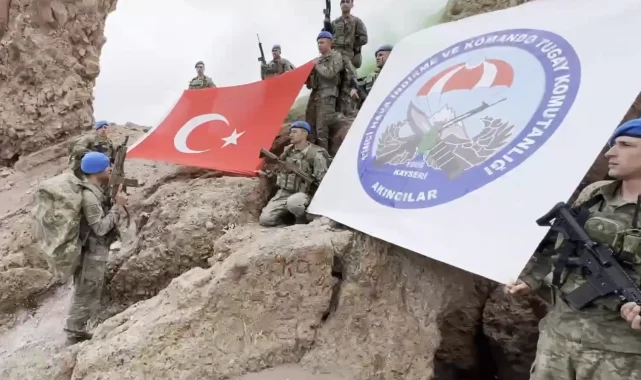 Kahraman komandolar Erciyes'te... Somalili askeri personelle keşif tırmanışı