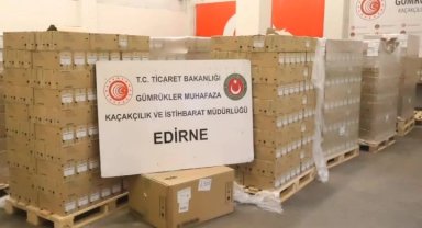 Kapıkule'de kaçakçılığa darbe! TIR'dan 80 bin adet kaçak serum ve infüzyon seti çıktı