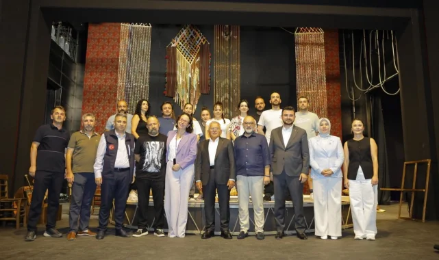 Kayseri Devlet Tiyatrosu'nda yeni sezon hazırlığı sürüyor