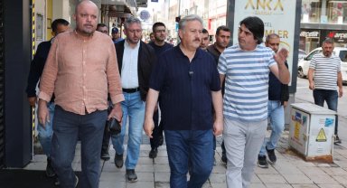 Kayseri Melikgazi'de yollar yenileniyor