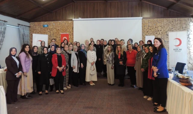 Kızılay Kadın Erzurum'un yeni yönetiminden istişare buluşması