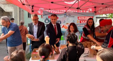 Kocaeli İzmit'te Beslenme Saati Projesi üç okulda devam etti