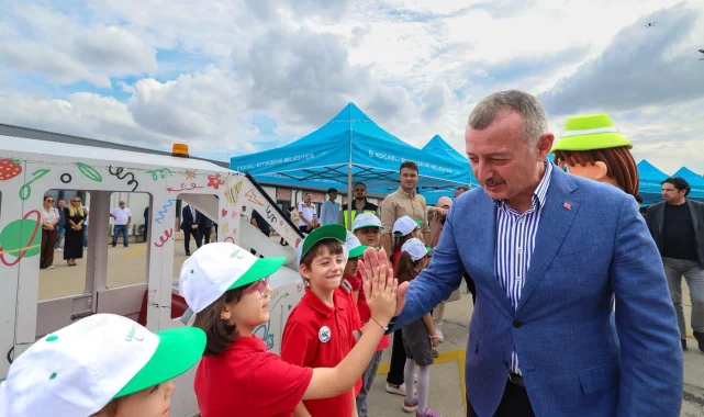 Kocaeli'de tramvayın kapasitesi de, mesafesi de arttı