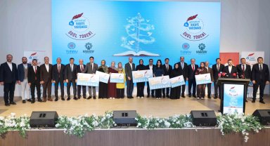 Konya Karatay'da 14. Geleneksel Hikaye Yarışması'nın ödülleri sahiplerini buldu