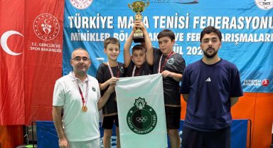 Konya Karataylı minik raketler Muğla'da şampiyon oldu