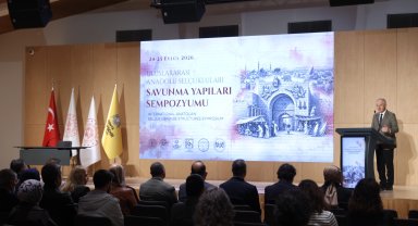 Konya'da Uluslararası Selçuklu Savunma Yapıları Sempozyumu başladı