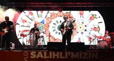 Manisa Salihli'de Adamlar'dan unutulmaz gece