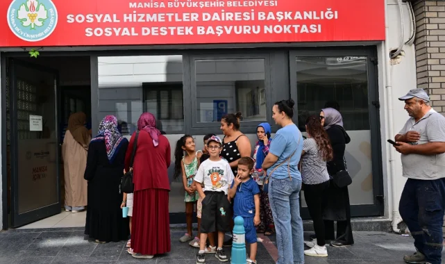 Manisa Şehir Kartı ile 10 bin öğrenciye 30 milyon TL'lik eğitim desteği