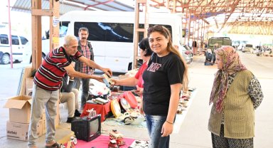 Manisa'da ikinci el eşya pazarı yeni yerinde