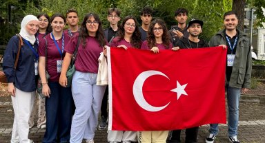 Mersinli gençler Almanya'da kültürel deneyim kazandı