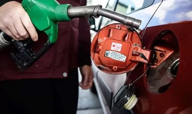 Motorine indirim gözüktü... Şimdilik tabela değişikliğine gerek kalmadı