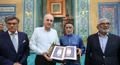 Numan Kurtulmuş'tan Lizbon Merkezi Camii ziyareti