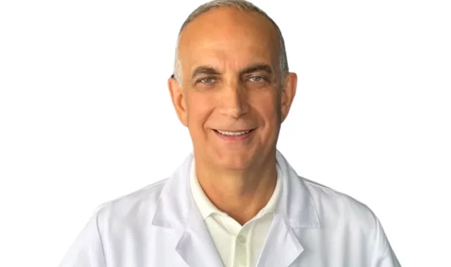 Op. Dr. Şeref Kayabaş'tan 'göz muayenesi' uyarısı