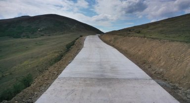 Ordu'da Çambaşı–Mesudiye yolunda beton çalışması