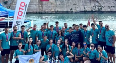 Samsun Büyükşehir sporcuları Dragon Bot'ta 3 kupa kazandı