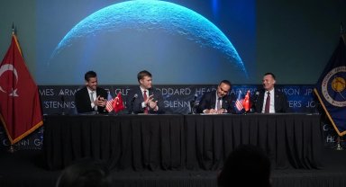 Türkiye'den uzayda tarihi adım... Artemis Mutabakatı'na imza atıldı