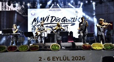 Yenişehir'in gençleri sahnenin tozunu attırdı