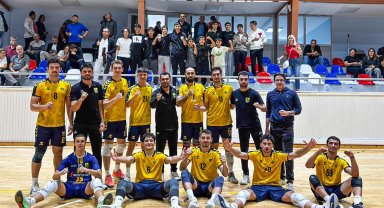 Yenişehirli voleybolcular sezona galibiyetle başladı