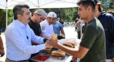 Yıldırım'da uyumayan kütüphaneden üniversiteye