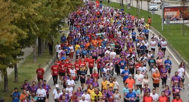 13. Eker I Run, beş bine yakın koşucunun katılımıyla başlıyor