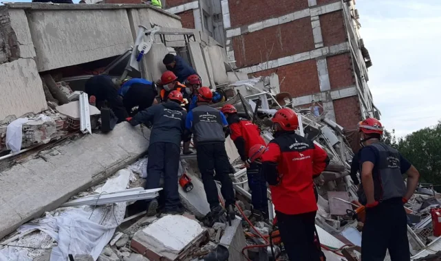 30 Ekim'in kahramanları İzmir'deki o günü unutamıyor!