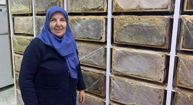 Ağrı'da arılar kışa hazırlanıyor... Arıcı Suzan Sürmeli anlattı