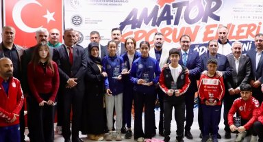 Ağrı'da sporun enleri ödül töreni coşkuyla tamamlandı... ASKF'den 13 isme ödül