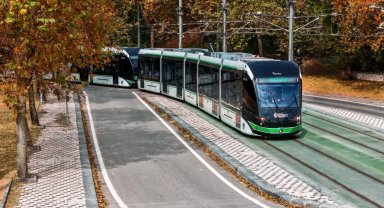 Akçaray'dan yeni rekor... Bir günde 85 bin 546 yolcu