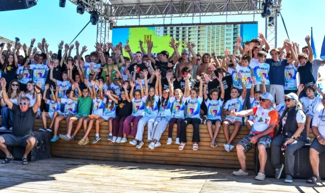 Alaçatı Windfest 2026 134 sporcuyla başladı