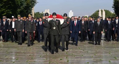 Ankara'nın Başkent oluşunun 103. yılı kutlandı