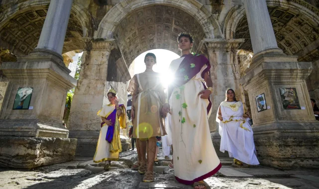 Antalya Kaleiçi dört gün boyunca açık hava sahnesine dönüşüyor